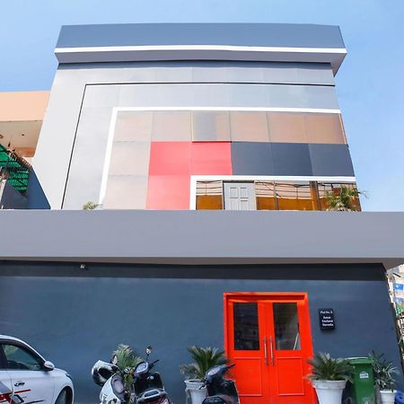 Super Hotel O Nawada Metro Delhi  Bagian luar foto