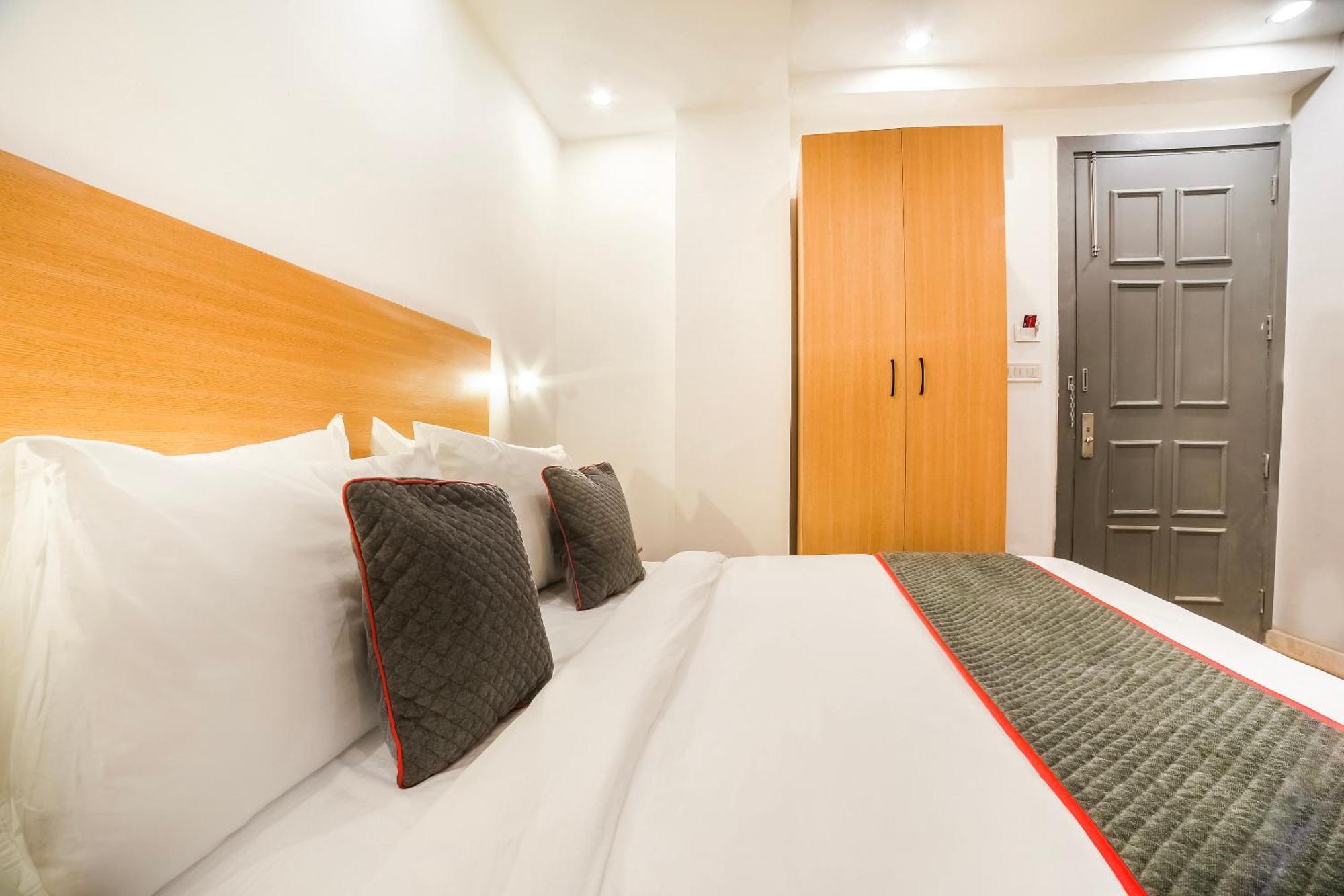 Super Hotel O Nawada Metro Delhi  Bagian luar foto