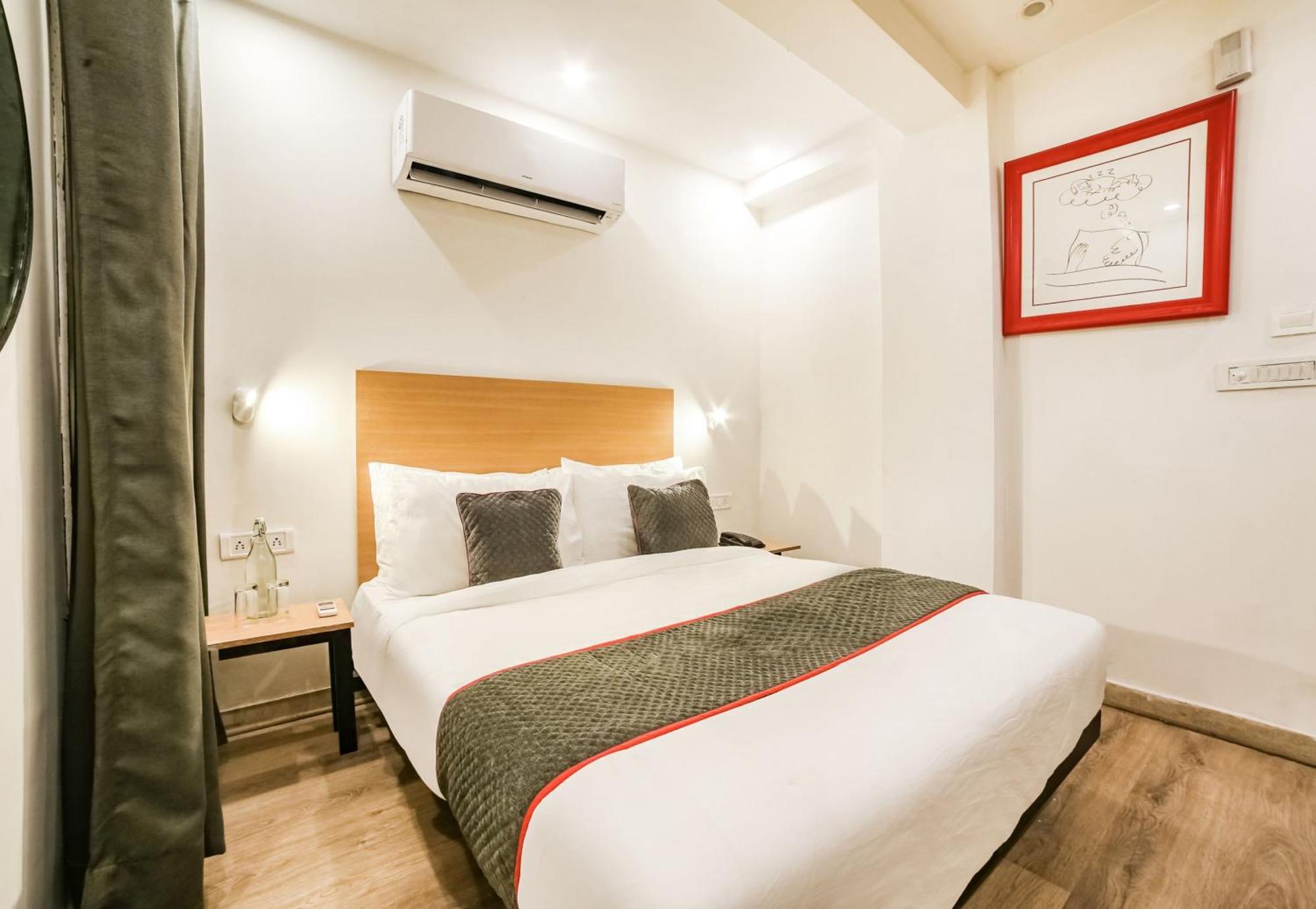 Super Hotel O Nawada Metro Delhi  Bagian luar foto