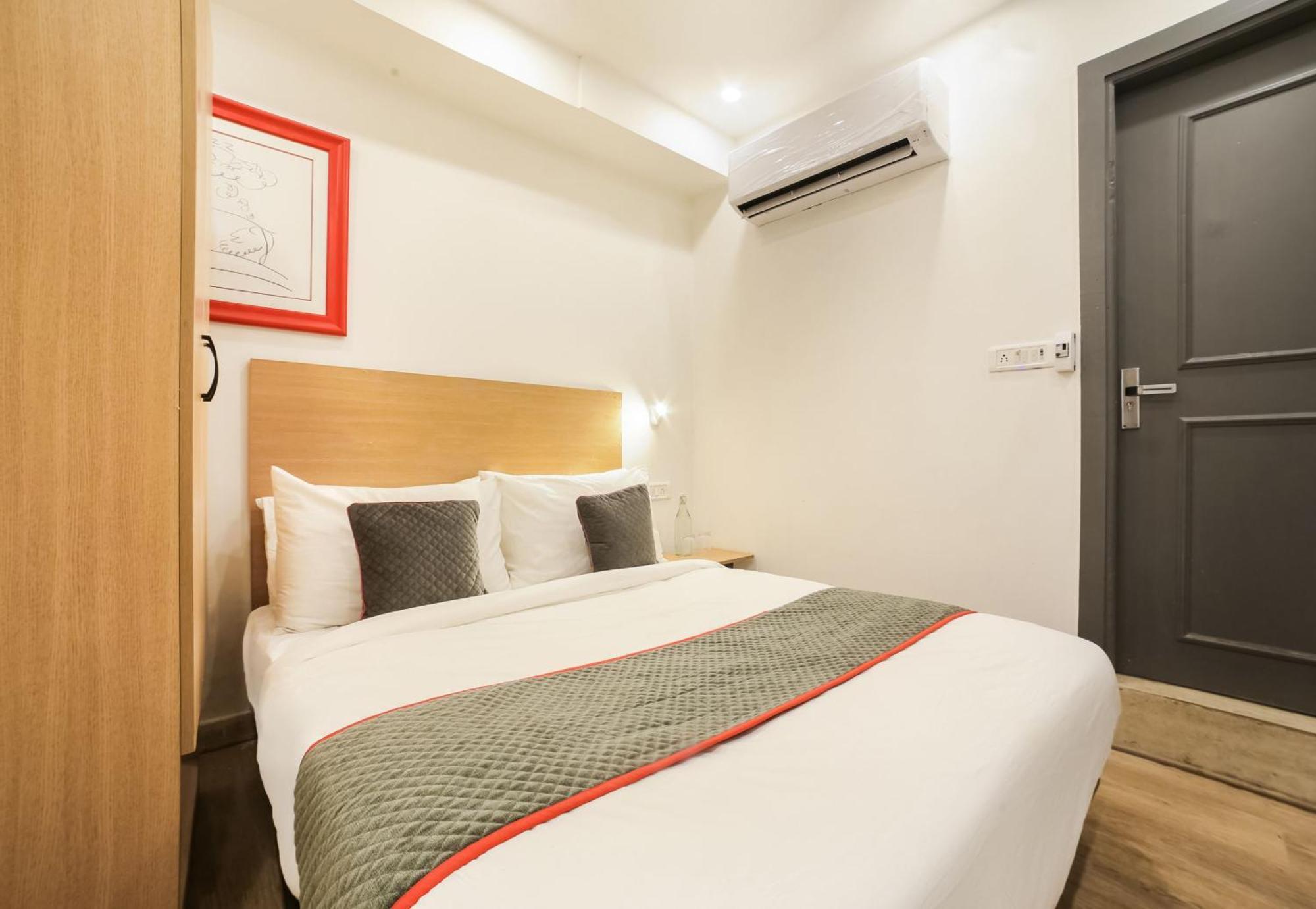 Super Hotel O Nawada Metro Delhi  Bagian luar foto